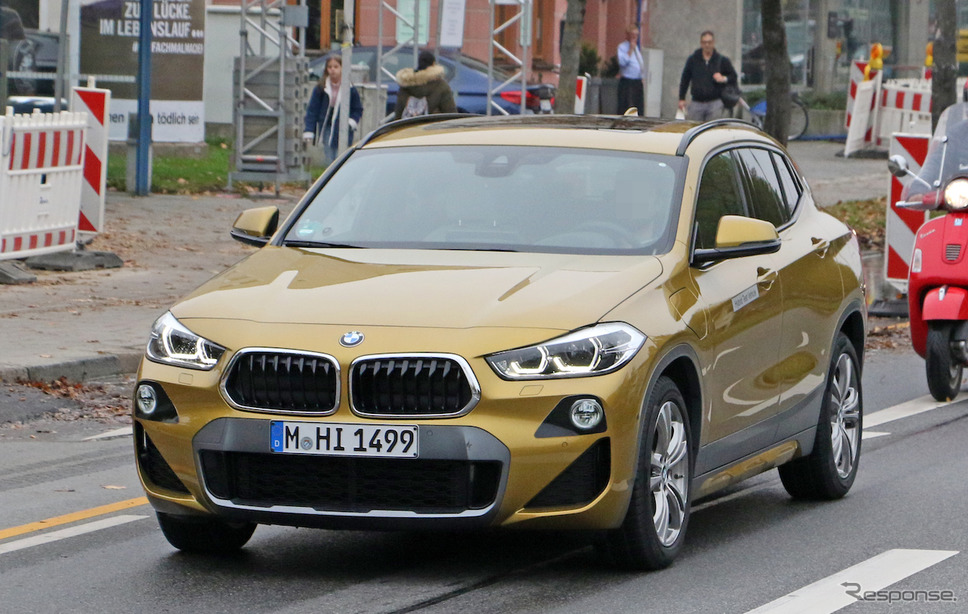 BMW X2 xDrive 25e 開発車両スクープ写真《APOLLO NEWS SERVICE》