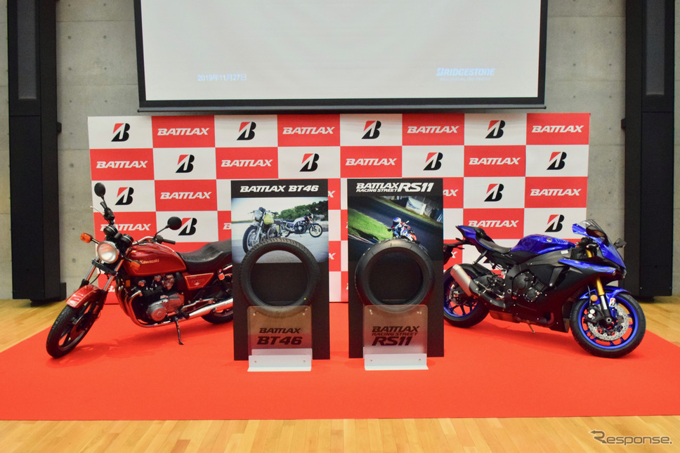 BATTLAXレーシングストリートRS11(向かって右)《撮影 後藤竜甫》