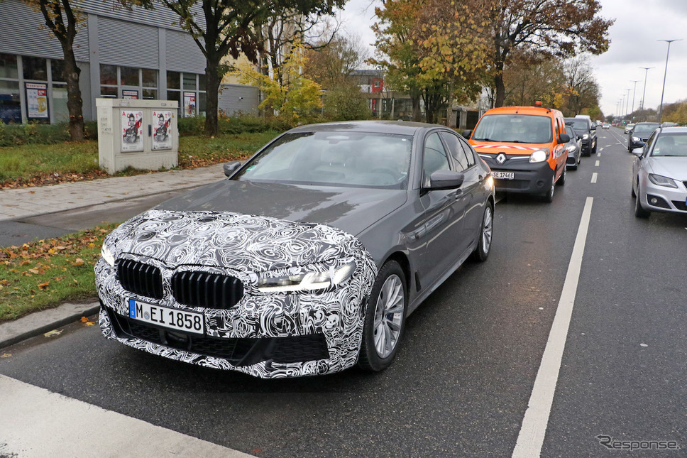 BMW 5シリーズ 改良新型 Mスポーツパッケージ(スクープ写真)《APOLLO NEWS SERVICE》