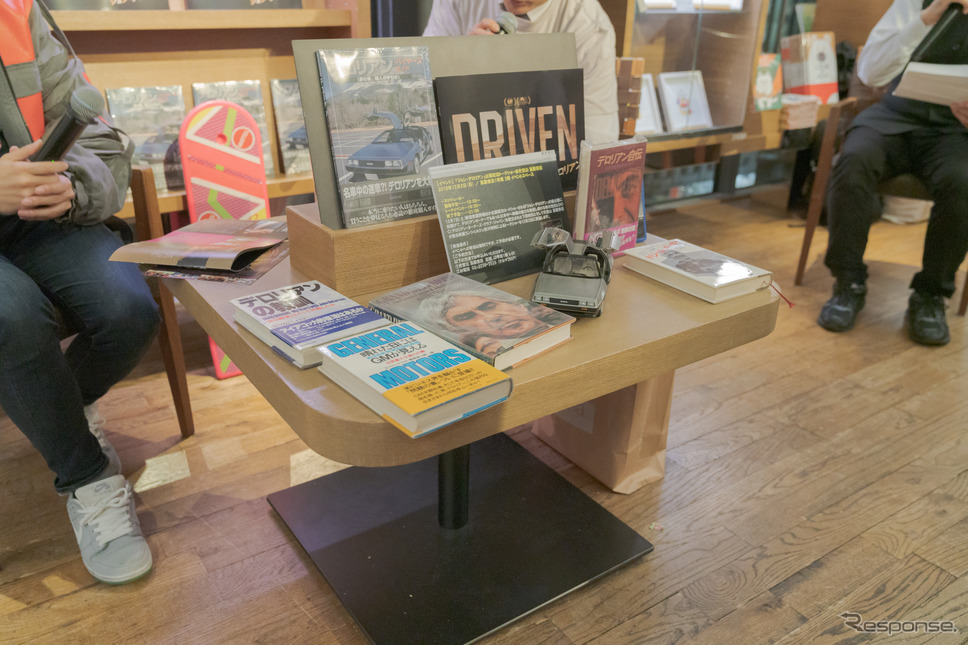 いろいろな書籍がすでに発売されているので、読んでから本映画を見るともっと楽しめるとのこと。《撮影 関口敬文》