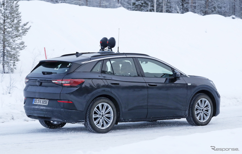 VW ID.4X 開発車両（スクープ写真）《APOLLO NEWS SERVICE》