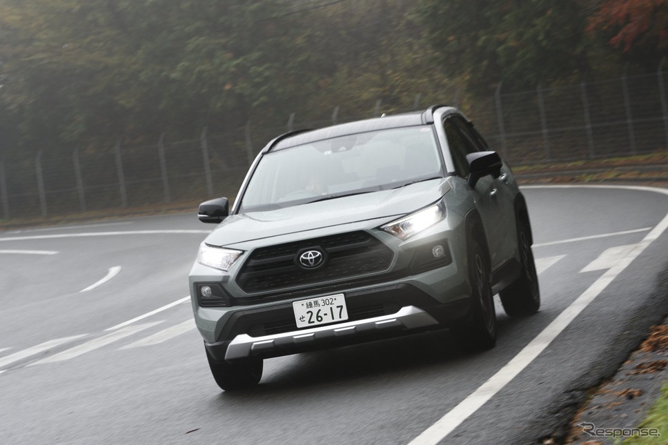 トヨタ RAV4《撮影 雪岡直樹》