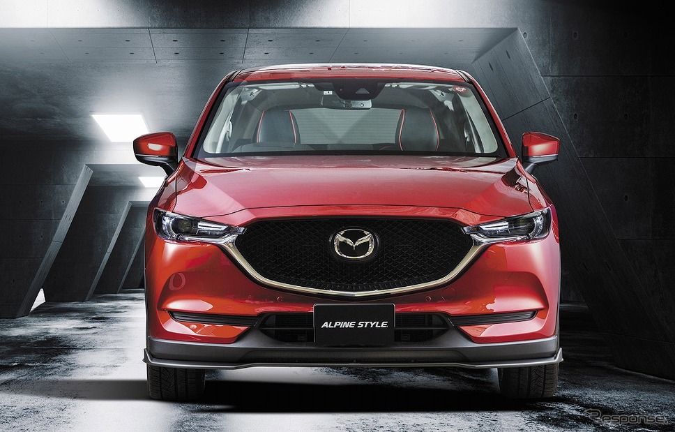 マツダ CX-5(装着イメージ・マットガンメタ)《画像 アルパインニューズ》