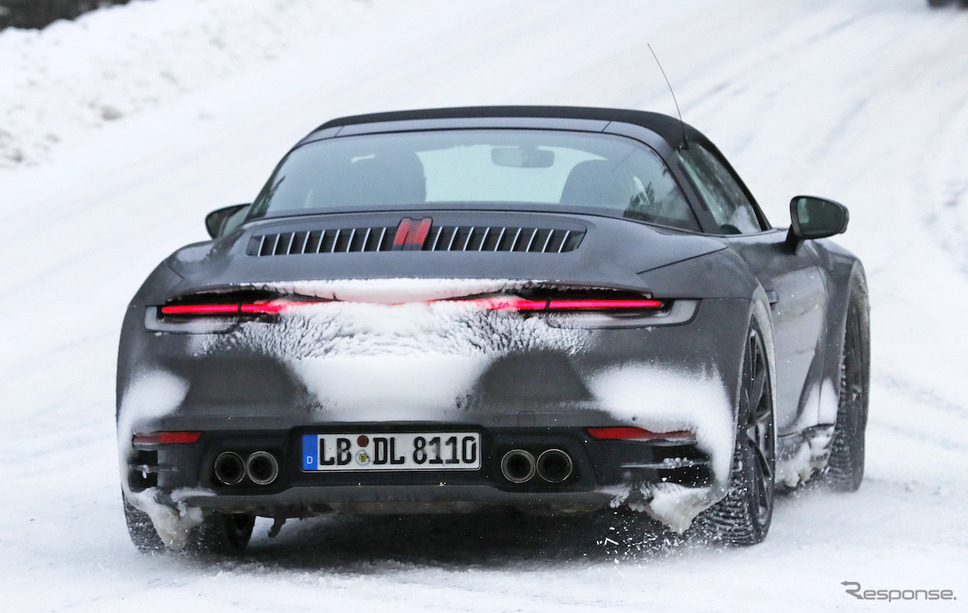 ポルシェ 911タルガ 新型プロトタイプ(スクープ写真)《APOLLO NEWS SERVICE》