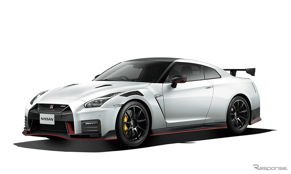 NISSAN GT-R NISMO《画像:日産自動車》