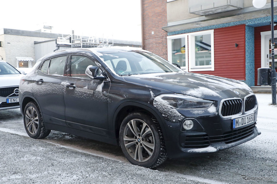 BMW iX2 スクープ写真《APOLLO NEWS SERVICE》