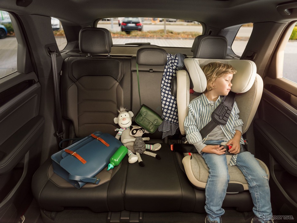 ボッシュの車内モニターシステムのイメージ《photo by Bosch》
