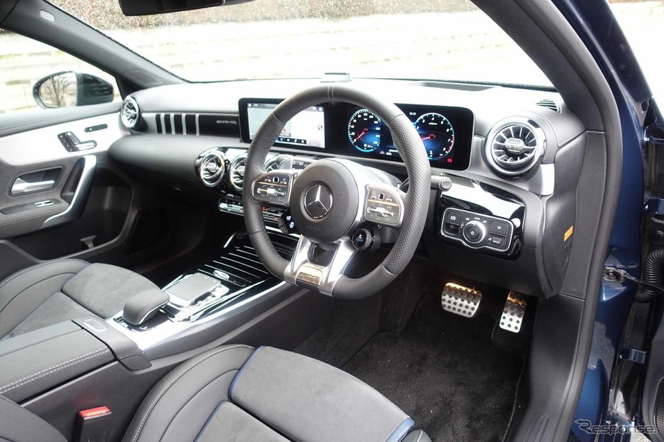メルセデスAMG A35 4MATIC撮影 中村孝仁