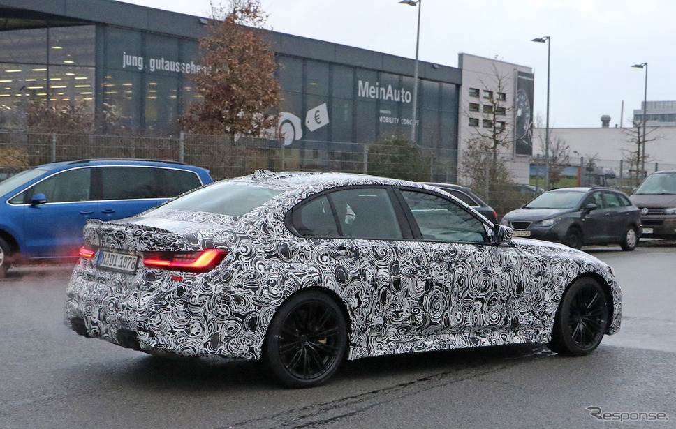 BMW M3 新型プロトタイプ(スクープ写真)《APOLLO NEWS SERVICE》