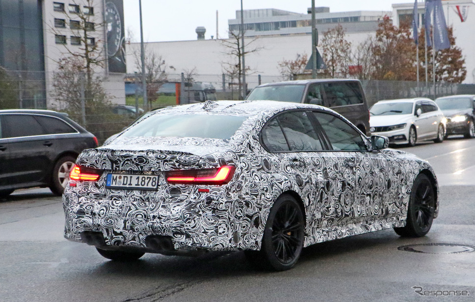 BMW M3 新型プロトタイプ(スクープ写真)《APOLLO NEWS SERVICE》