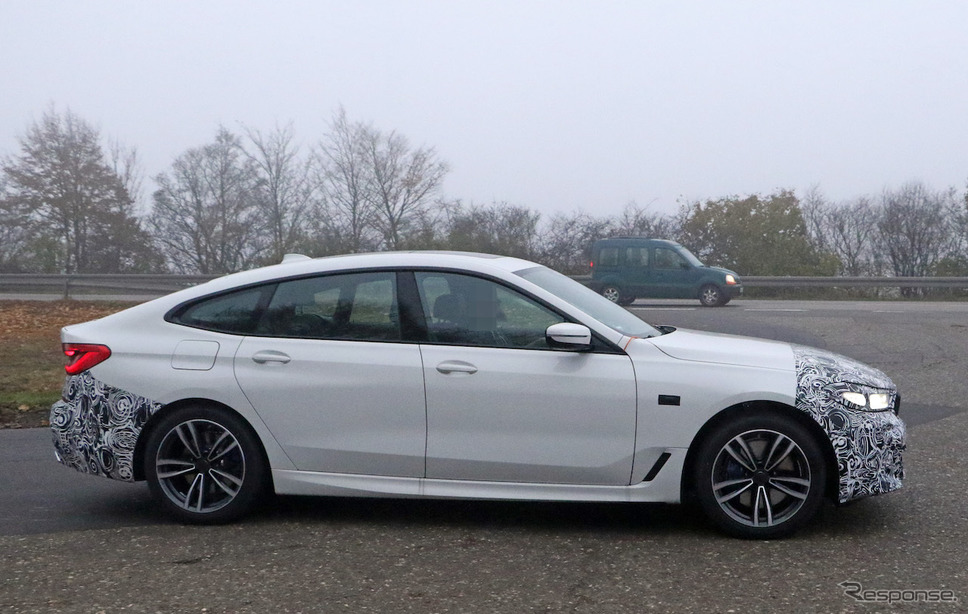 BMW 6シリーズ GT 改良新型プロトタイプ（スクープ写真）《APOLLO NEWS SERVICE》