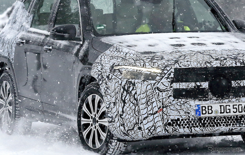 メルセデスベンツ EQB 開発車両 スクープ写真《APOLLO NEWS SERVICE》