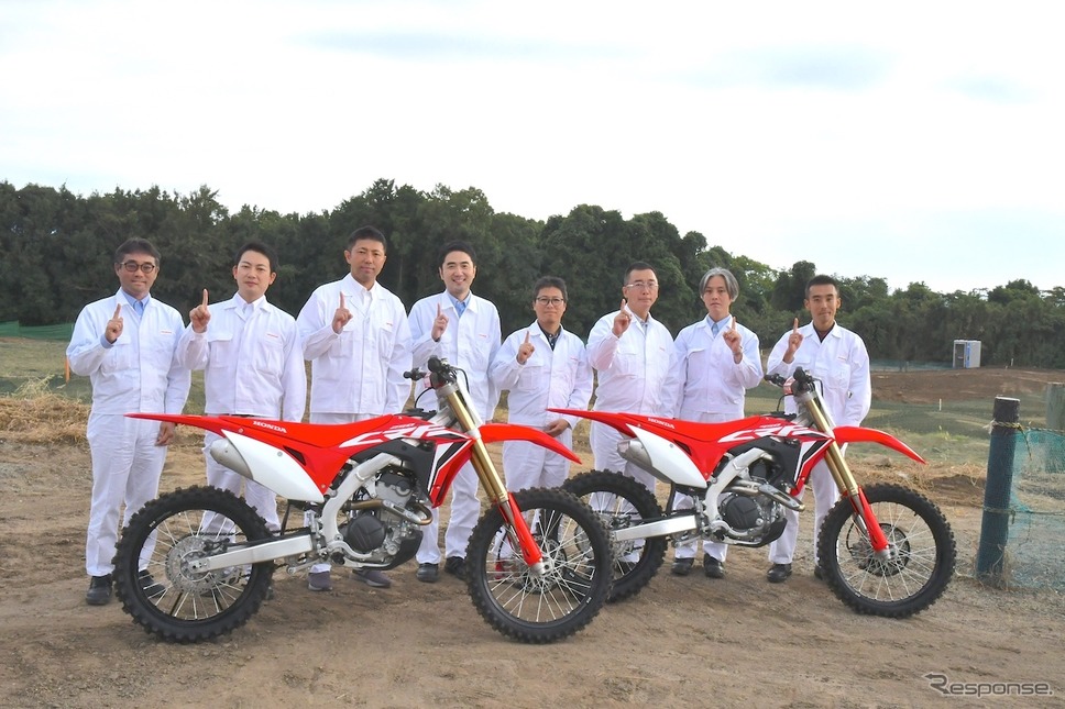 ホンダCRF450R開発陣《撮影 青木タカオ》