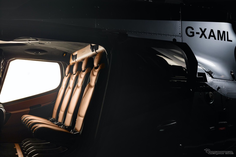 ACH 130 アストンマーティン エディション《photo by Aston Martin》