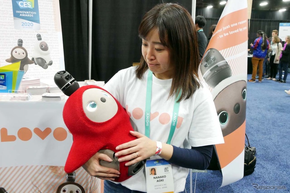 「LOVOT(らぼっと)」はコミュニケーションを取りながら育てていく