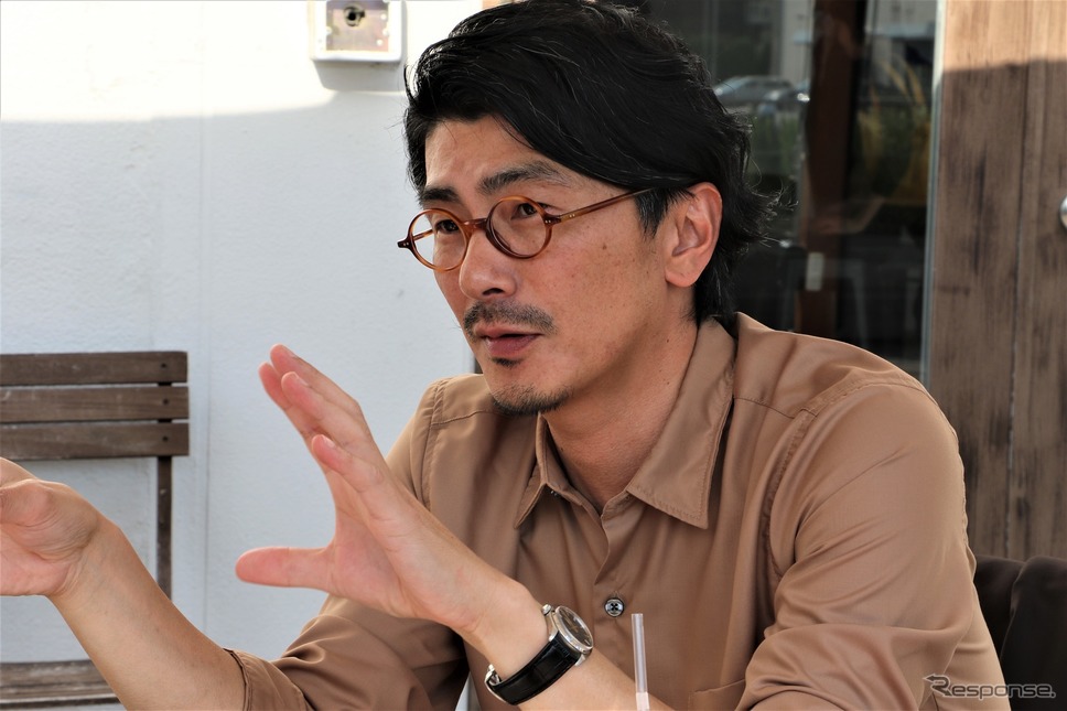マツダデザイン本部チーフデザイナーの土田康剛氏《撮影 内田千鶴子》