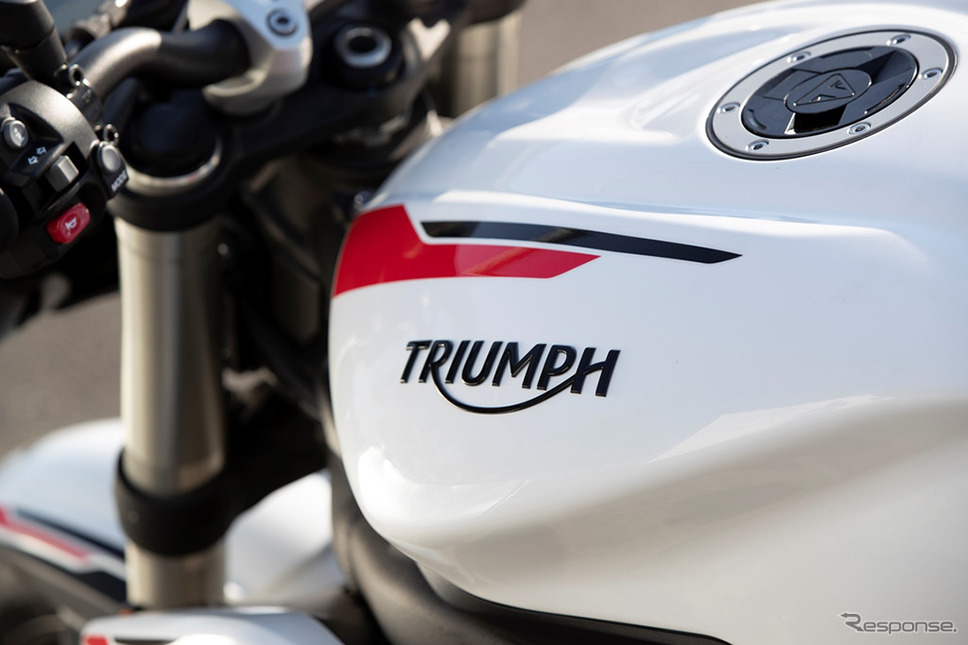 新しいペイントスキーム《画像：トライアンフモーターサイクルズジャパン》