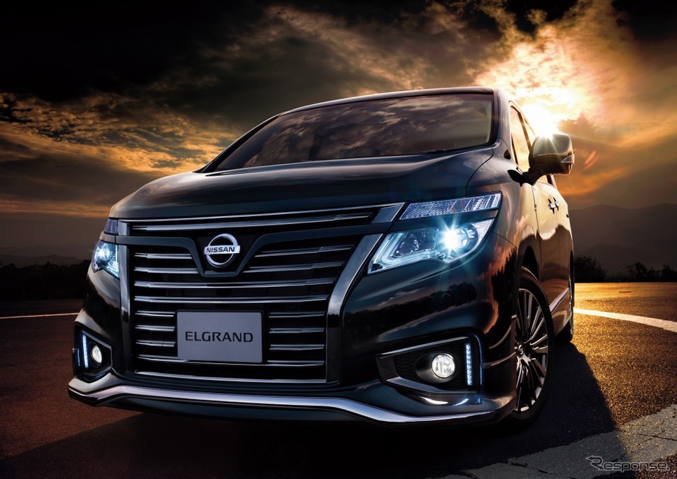 日産エルグランド・ハイウェイスター・ジェットブラックアーバンクロム《画像:日産自動車》