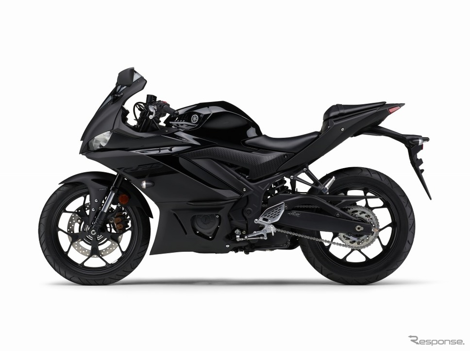 ヤマハ YZF-R25 ABS(2020年)《画像:ヤマハ発動機》
