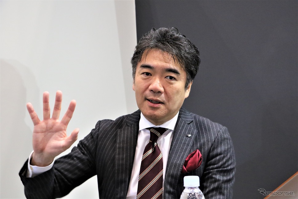 マクラーレン・オートモーティブ日本支社代表の正本嘉宏氏《撮影 内田千鶴子》
