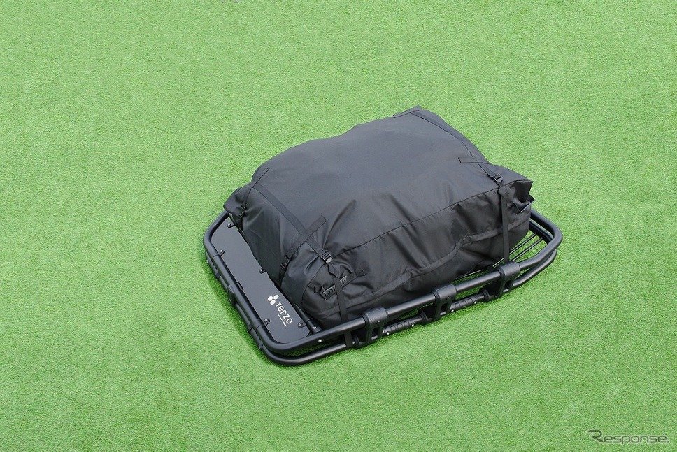 Terzoルーフラック専用ラックバッグ EA313《画像:PIAA》