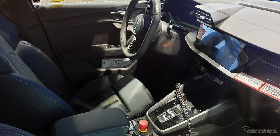 アウディ S3スポーツバック 次期型プロトタイプ(スクープ写真)《APOLLO NEWS SERVICE》