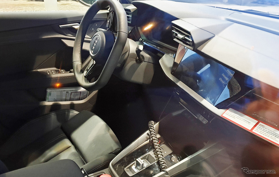 アウディ S3スポーツバック 次期型プロトタイプ(スクープ写真)《APOLLO NEWS SERVICE》