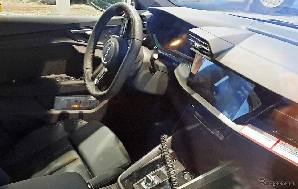 アウディ S3スポーツバック 次期型プロトタイプ(スクープ写真)《APOLLO NEWS SERVICE》