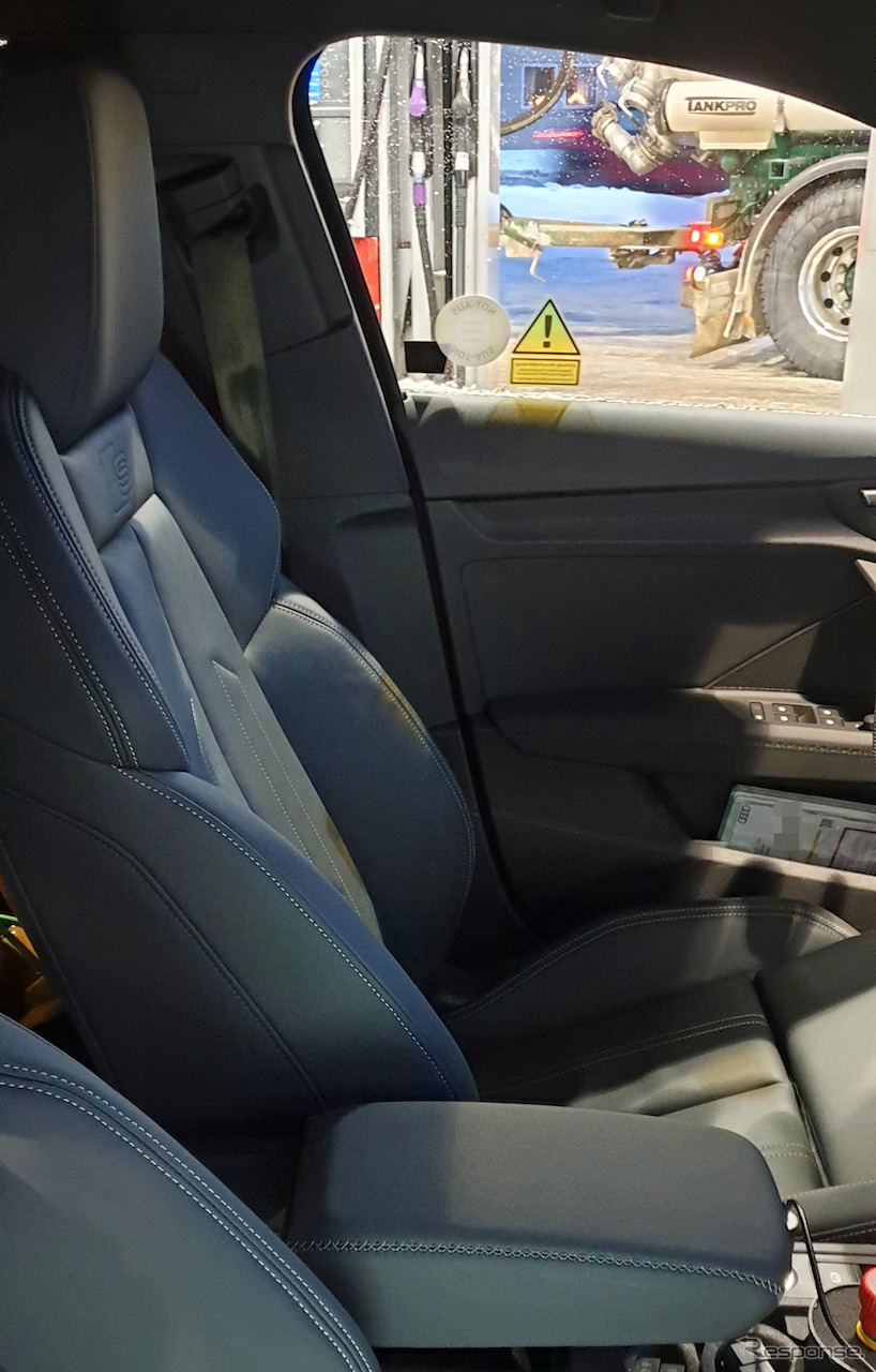 アウディ S3スポーツバック 次期型プロトタイプ(スクープ写真)《APOLLO NEWS SERVICE》