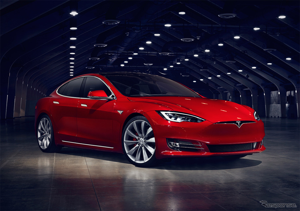 テスラ・モデルS《photo by Tesla》