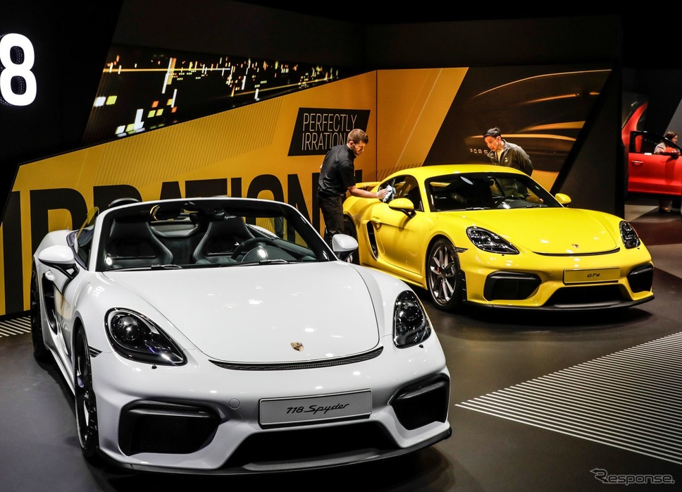 ポルシェ 718 スパイダー と 718 ケイマン GT4（フランクフルトモーターショー2019）《photo by Porsche》