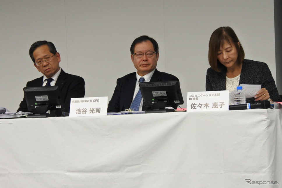 三菱自動車 2019年度第3四半期決算説明会《撮影 小松哲也》