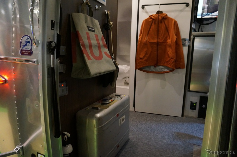 Air Stream × Urban Research《撮影 滑川寛》