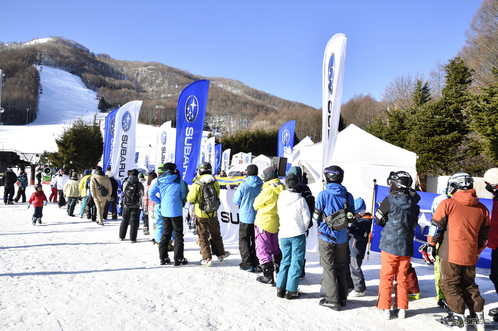 スバルゲレンデタクシー《撮影 雪岡直樹》