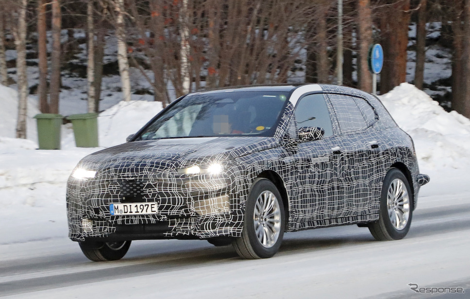 BMW iX5 開発車両 スクープ写真《APOLLO NEWS SERVICE》