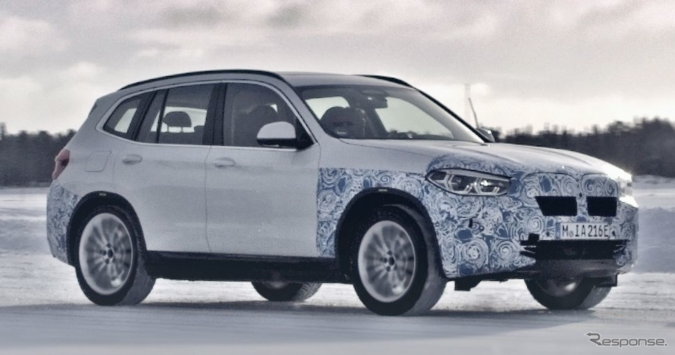 BMW iX3 のプロトタイプ《photo by BMW》