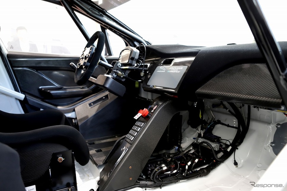ジャガー I-PACE eトロフィ《画像:ジャガー・ランドローバー・ジャパン》