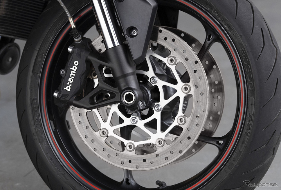 Brembo製キャリパー《画像:トライアンフモーターサイクルズジャパン》