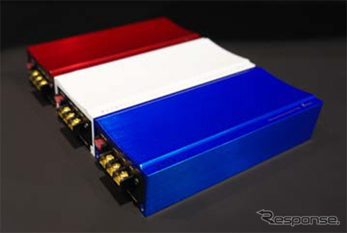 P-100 Tricolore(モノラルパワーアンプ3台セット)《画像:BEWITH》