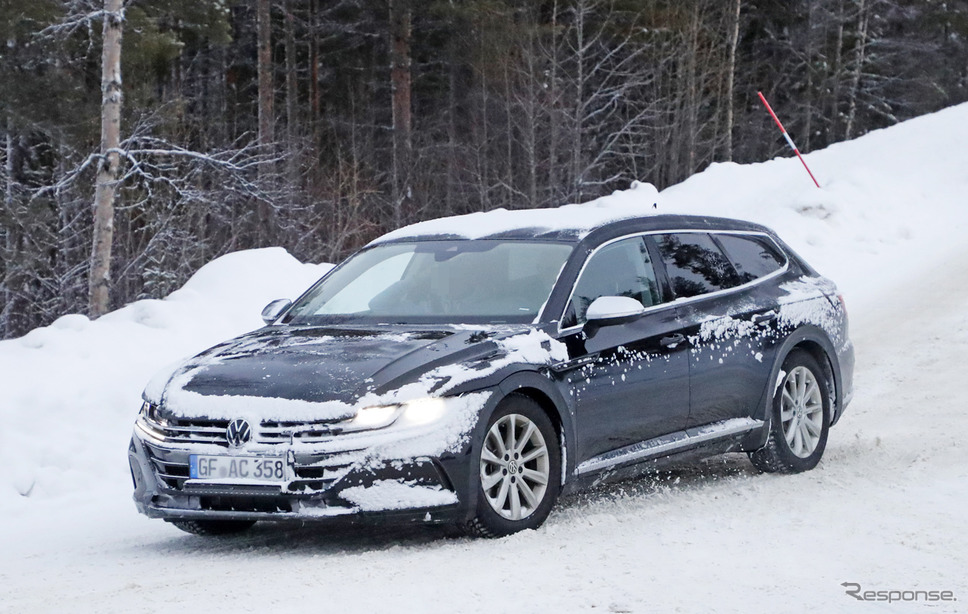 VW アルテオン シューティングブレーク 開発車両(スクープ写真)《APOLLO NEWS SERVICE》