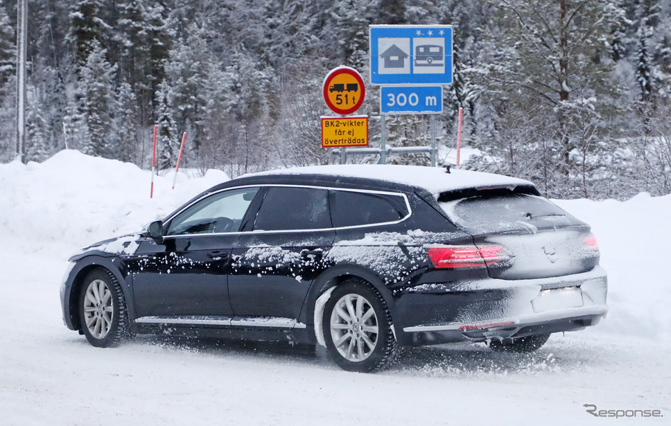 VW アルテオン シューティングブレーク 開発車両(スクープ写真)《APOLLO NEWS SERVICE》