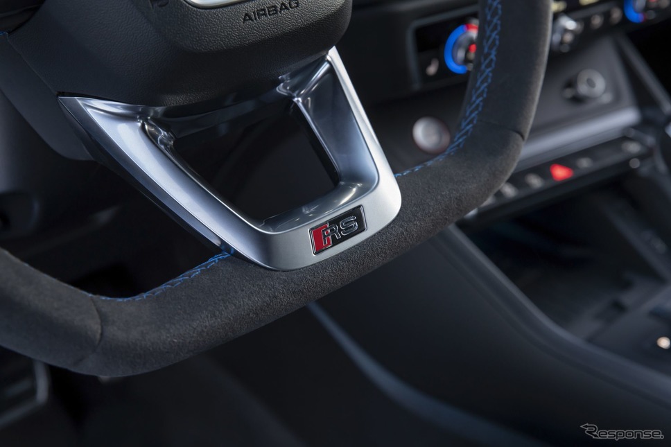 アウディ RS Q3 スポーツバック《photo by Audi》