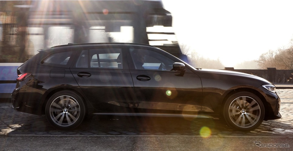 BMW 3シリーズ 新型のPHV《photo by BMW》