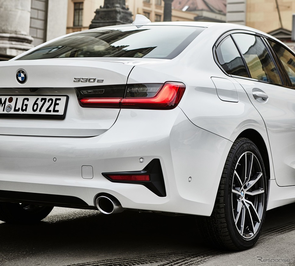 BMW 3シリーズ 新型のPHV《photo by BMW》