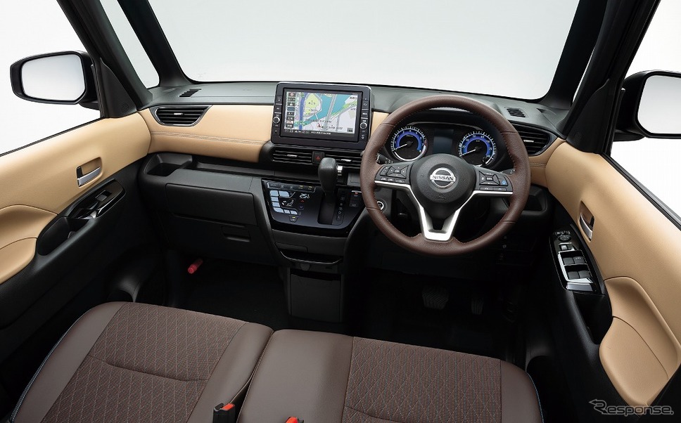 内装色 プレミアムグラデーションインテリア《画像 日産自動車》