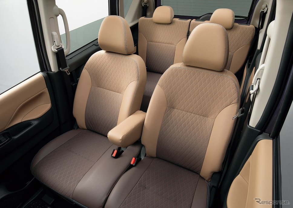 内装色 プレミアムグラデーションインテリア《画像 日産自動車》