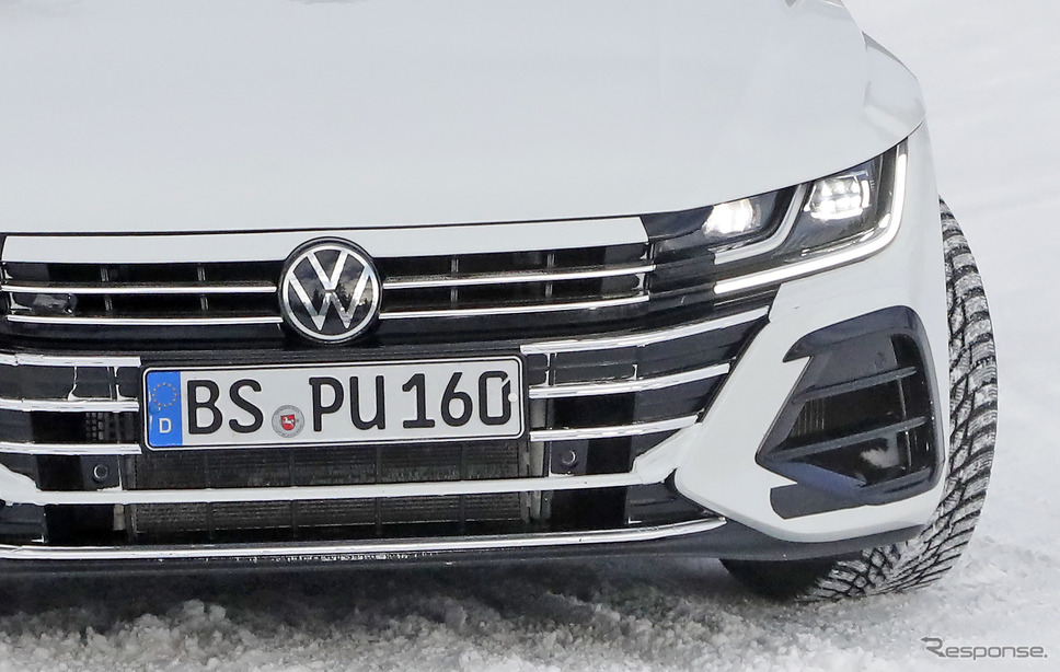 VW アルテオンR プロトタイプ(スクープ写真)《APOLLO NEWS SERVICE》