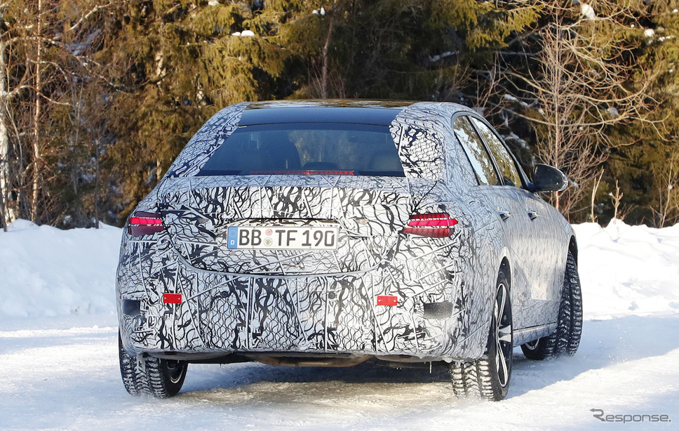 メルセデスAMG C43/C53(仮)開発車両(スクープ写真)《APOLLO NEWS SERVICE》