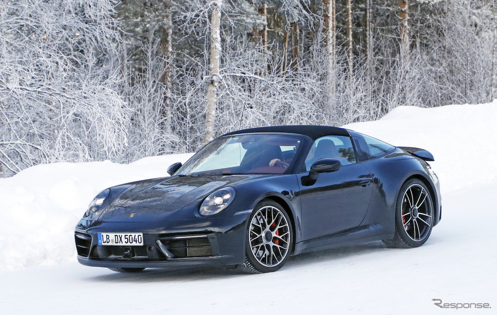 ポルシェ 911タルガ4 GTS 新型プロトタイプ(スクープ写真)《APOLLO NEWS SERVICE》