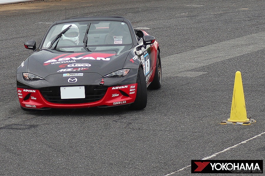 斉藤邦夫選手の「ADVAN ロードスター」(2019年)